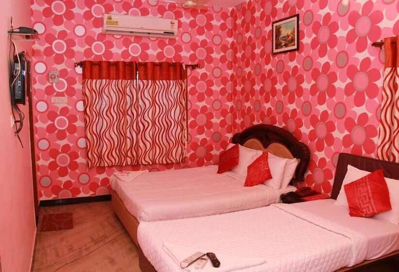 مبيت وإفطار Vaani Villa By Royal Stay