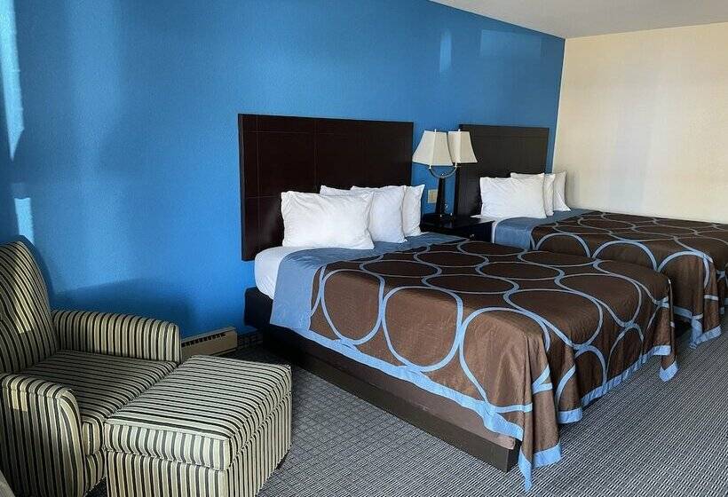 هتل Amerivu Inn & Suites