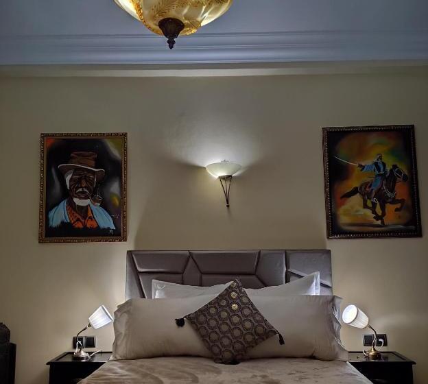 ホテル Equi Palace & Spa Near Aeroport