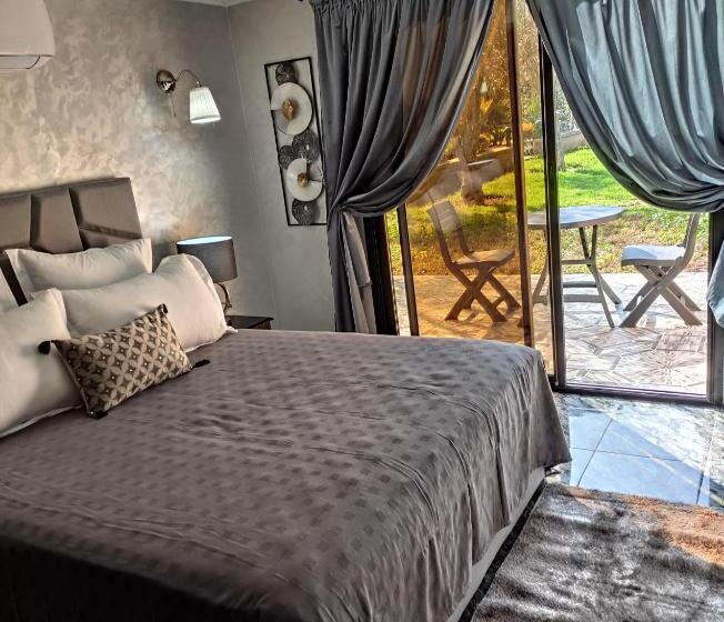 ホテル Equi Palace & Spa Near Aeroport