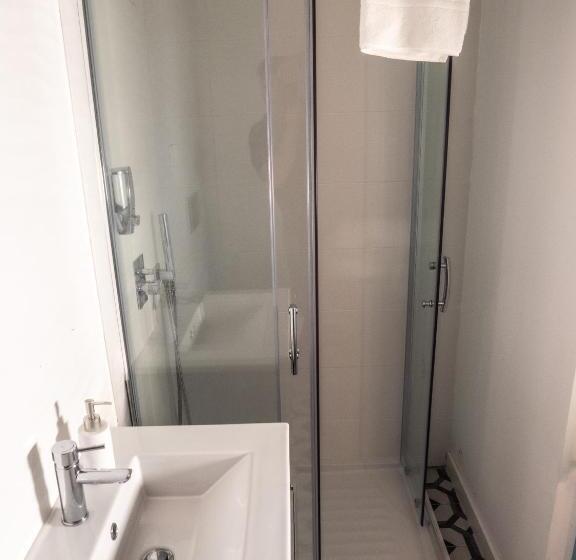 هاستل Guest House Stories