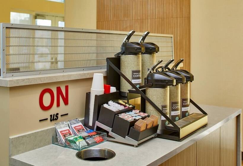 호텔 Towneplace Suites By Marriott Columbus North   Osu