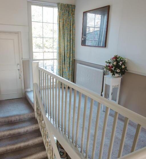 膳宿费 Ashburton Court