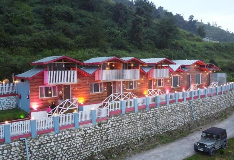 بنسيون Rooftop Cottages & Restaurant, Pangot
