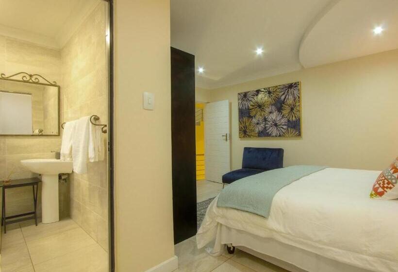 פנסיון Royal Hills Lodge And Spa