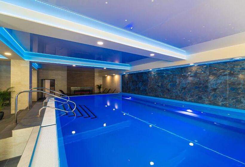 Отель Slávia Svidník Spa & Restaurant