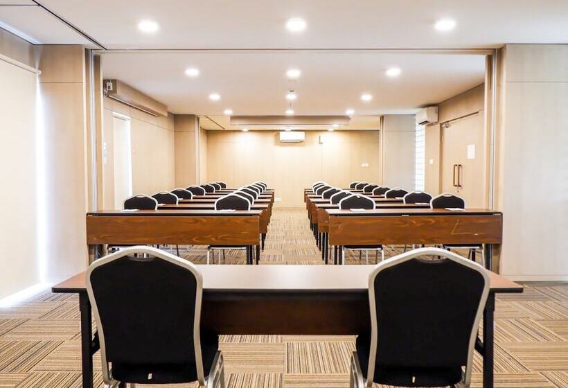 هتل Swissbelexpress Cilegon