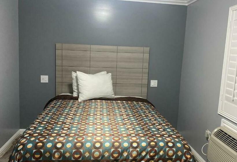 La Perla Motel