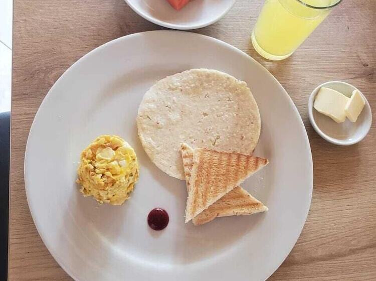 Portal Del Sol Hotel & Club