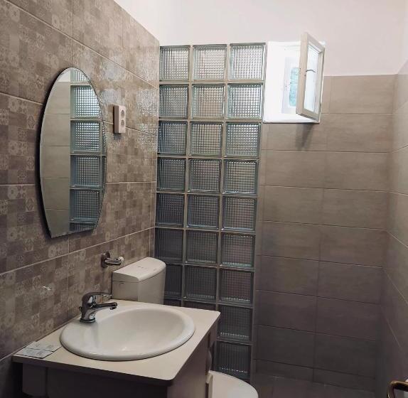 تختخواب و صبحانه Székely Fogadó   Hanul Secuiesc