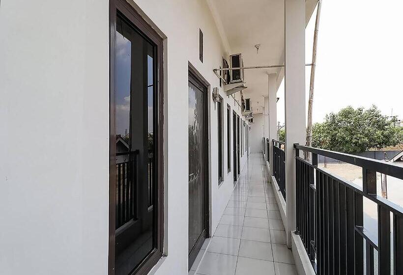 هتل Spot On 3859 Sweet Candy 2