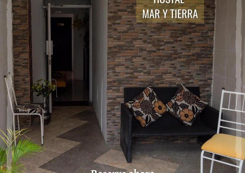 پانسیون Hostal Mar Y Tierra