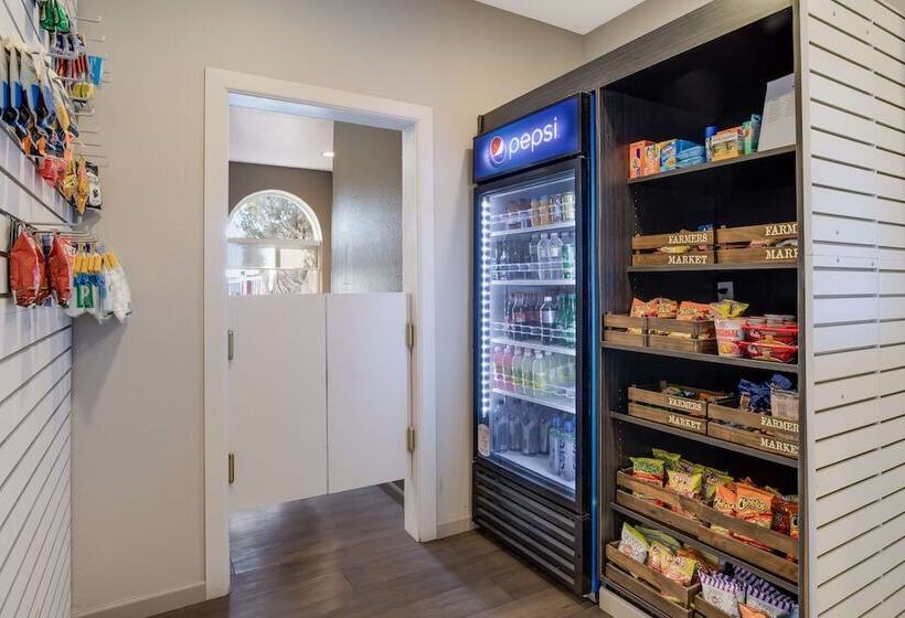 فندق Best Western Grants Inn