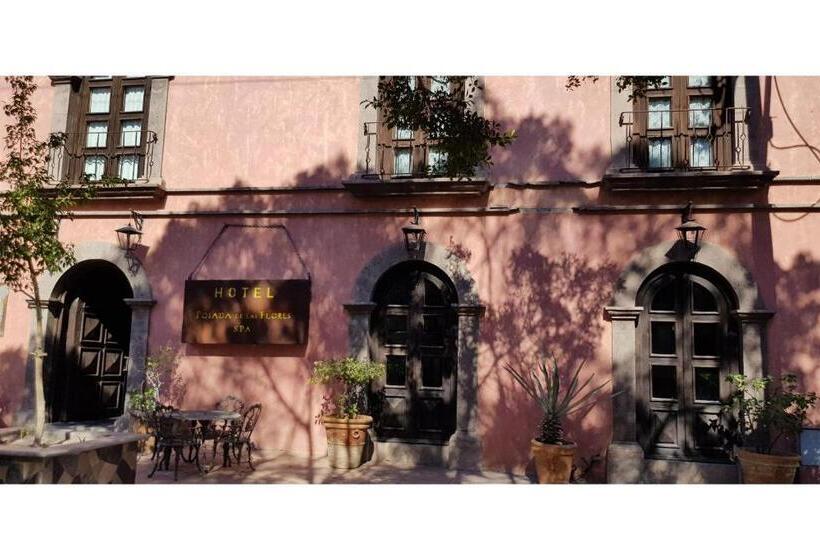 هتل Boutique Posada De Las Flores Loreto
