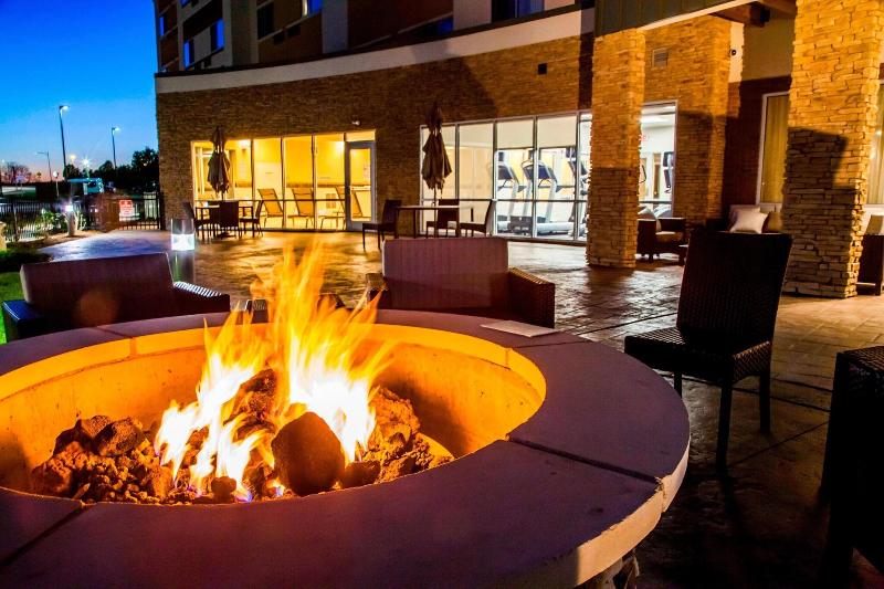 酒店 Courtyard By Marriott St. Louis St. Peters