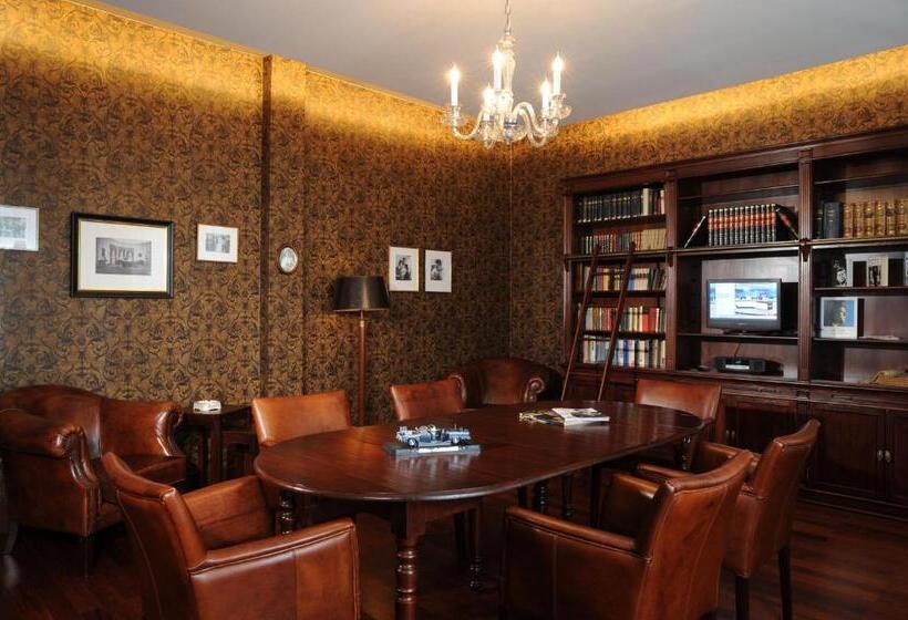 호텔 Der Lindenhof