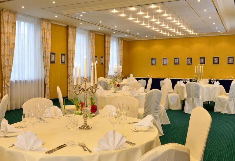 호텔 Der Lindenhof