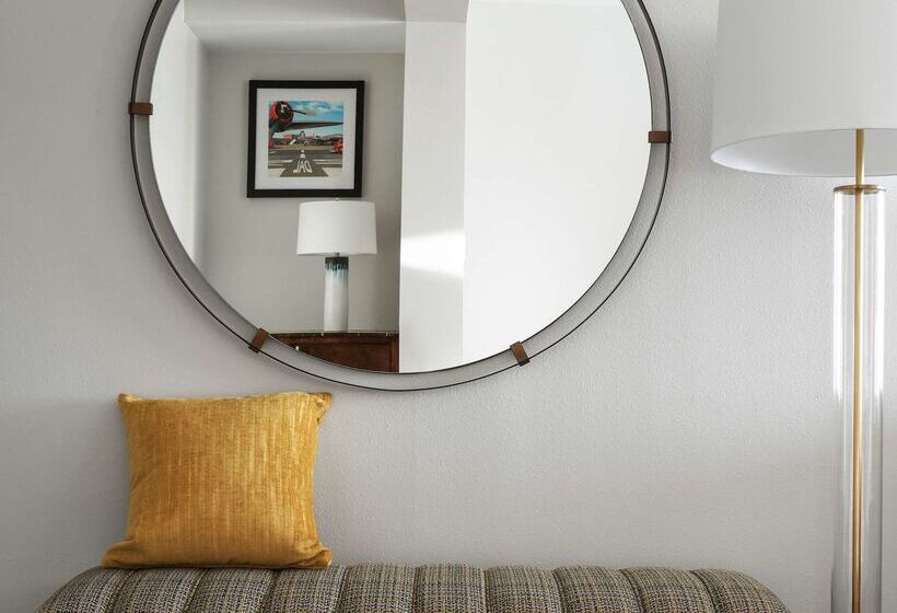 Doubletree By Hilton Hotel Dallas – Love Field