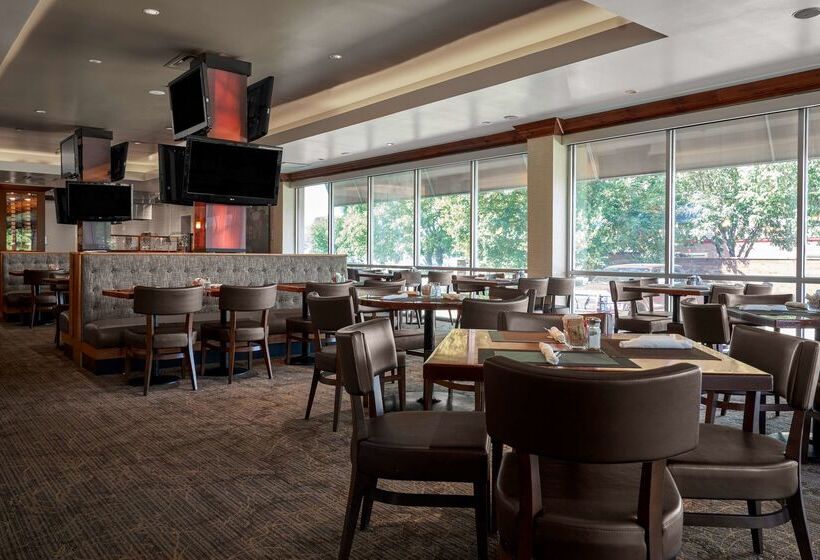 Doubletree By Hilton Hotel Dallas – Love Field