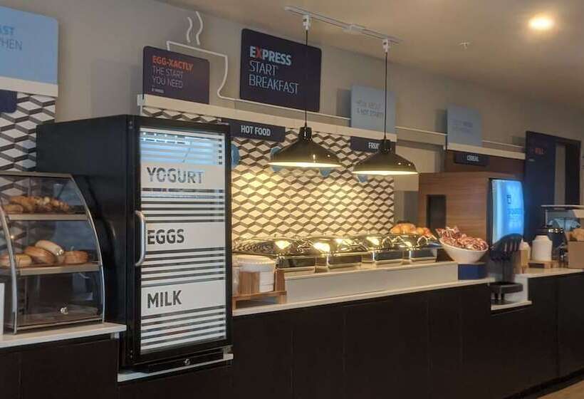 هتل Holiday Inn Express & Suites Austin Round Rock By Ihg