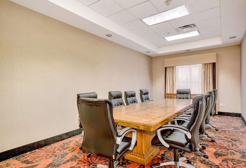 בית מלון כפרי Hampton Inn & Suites Phoenix Goodyear