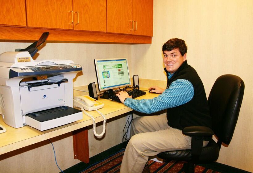 בית מלון כפרי Hampton Inn Guntersville