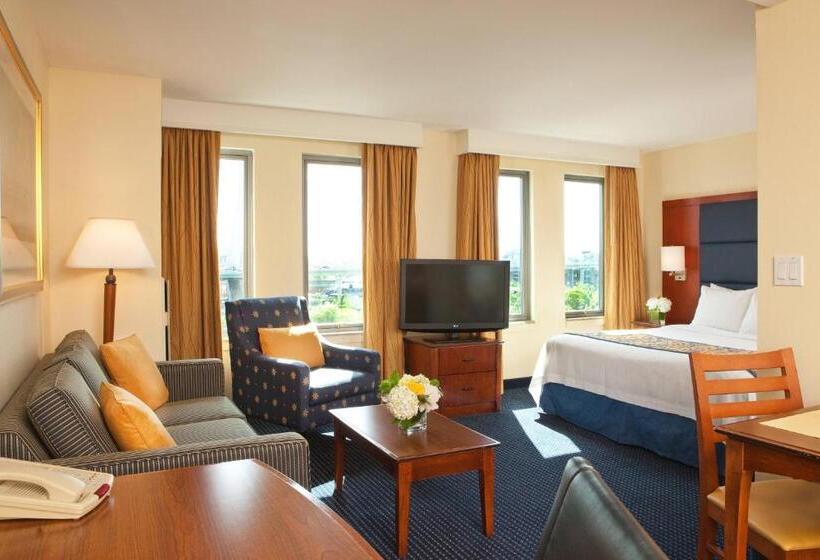 هتل Residence Inn By Marriott Boston Harbor On Tudor Wharf
