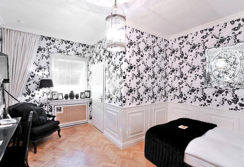 هتل Sir & Lady Astor