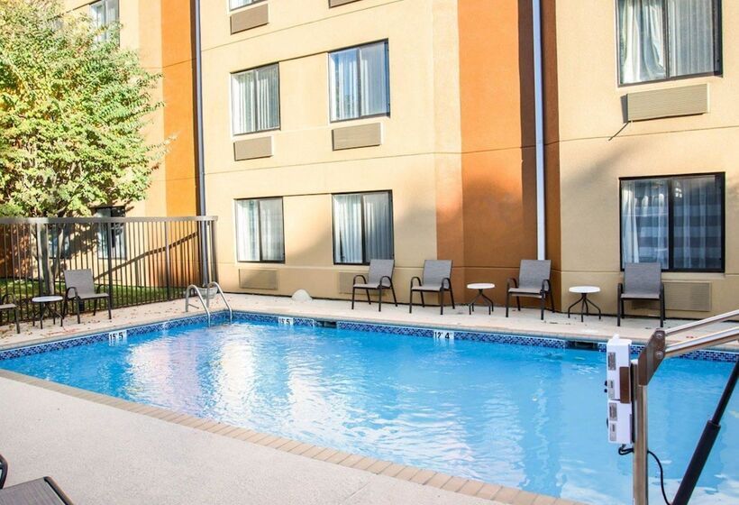 호텔 Sleep Inn University Place