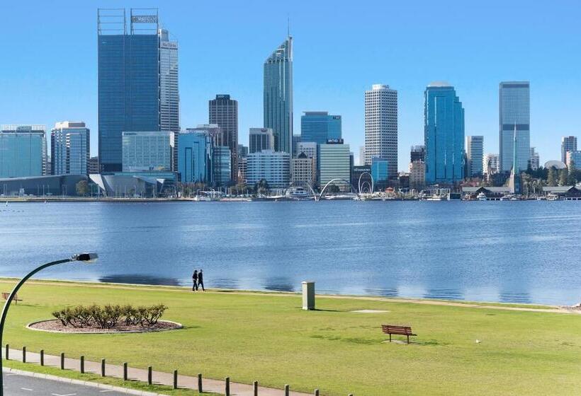 هتل The Peninsula Riverside Serviced Apartments