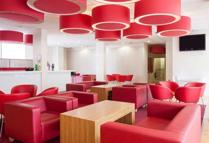Hotel Travelodge London Kew Bridge