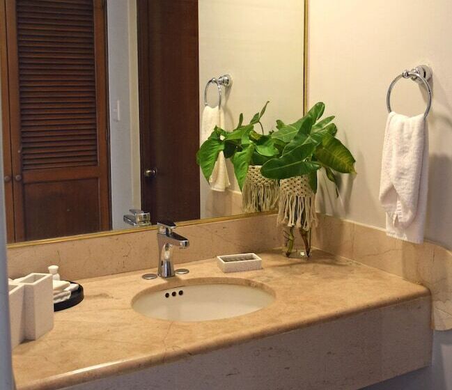 فندق Reef Yucatán All Inclusive & Convention Center