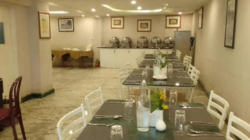 هتل Mango Hill Central Ooty