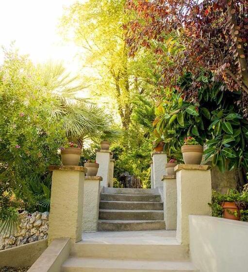 مبيت وإفطار Bolet Casa Modernista