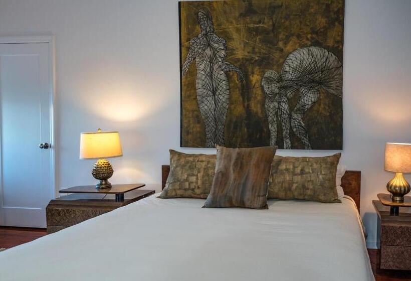 بنسيون Casa Hudson