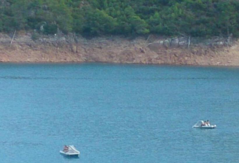 منتجع Alojamiento Turístico El Pantano De Cazorla