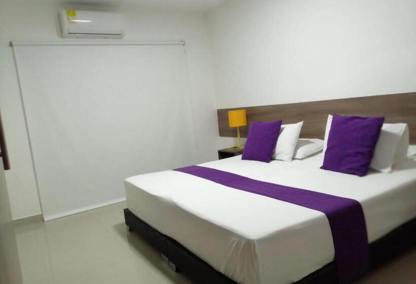 هتل Aparta Suites La Flora