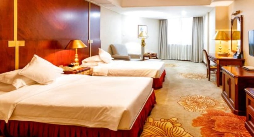 Fuzhou Meilun Hotel