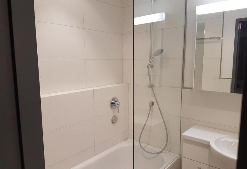 ホテル B & B Longhin