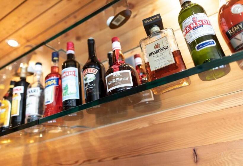 ホテル B & B Longhin