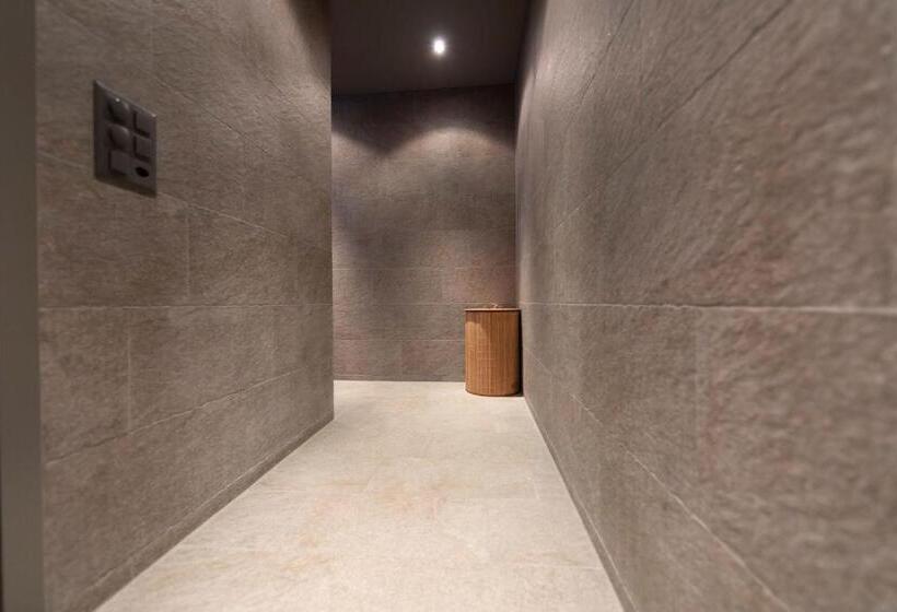 ホテル B & B Longhin