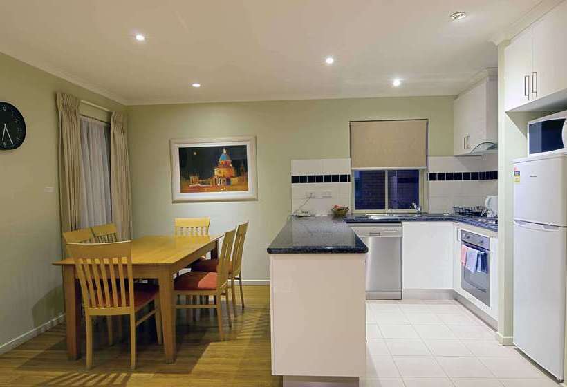 فندق Best Western Plus Buckingham International