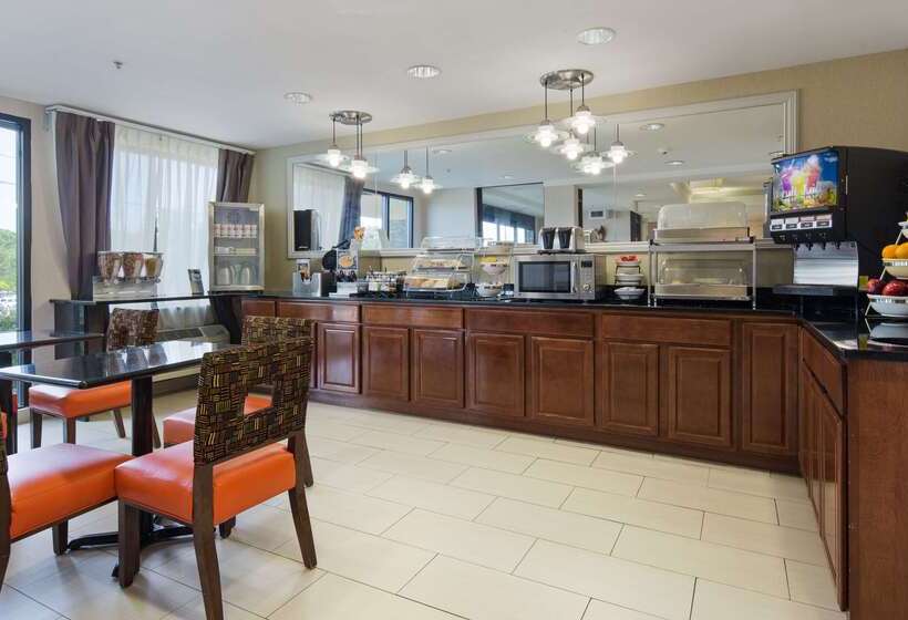 Hotel Best Western Plus Huntersville