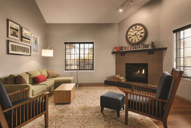 هتل Country Inn & Suites By Radisson, Grand Rapids, Mn