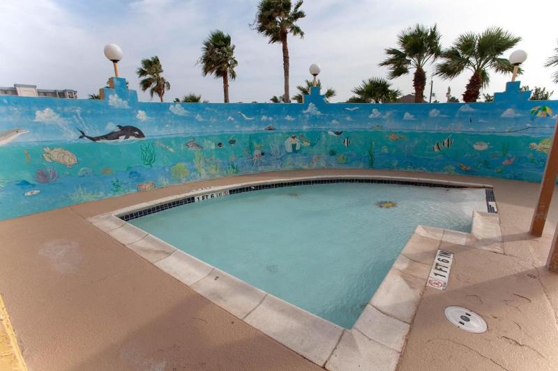 בית מלון כפרי Ramada By Wyndham & Suites South Padre Island