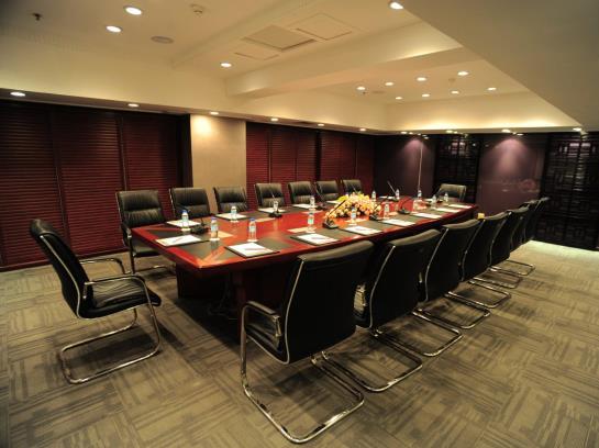 ホテル Ramada Plaza Guiyang