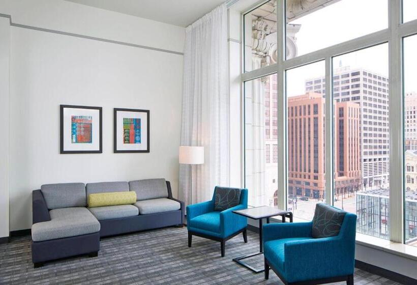 هتل Residence Inn Milwaukee Downtown