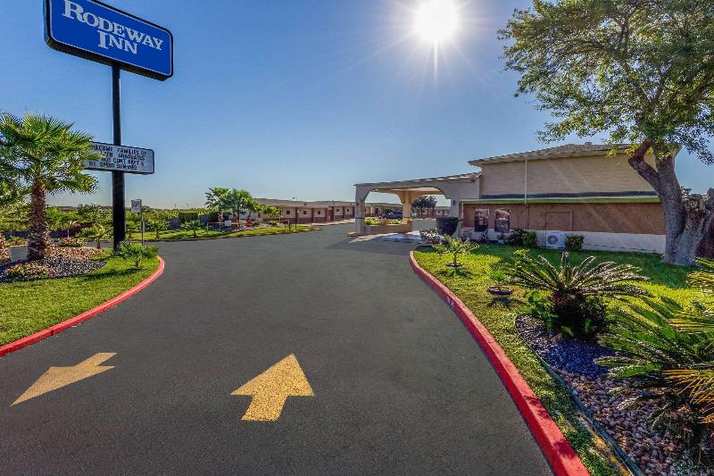 Отель Rodeway Inn San Antonio Lackland Afb  Seaworld