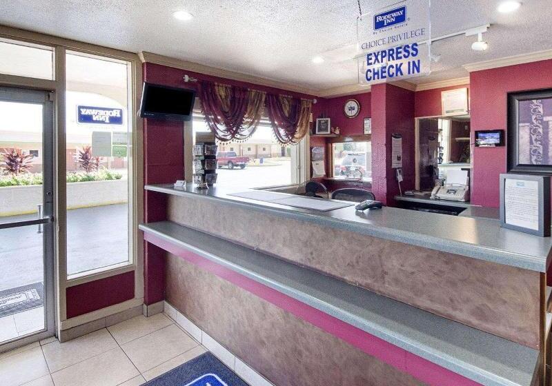 Отель Rodeway Inn San Antonio Lackland Afb  Seaworld
