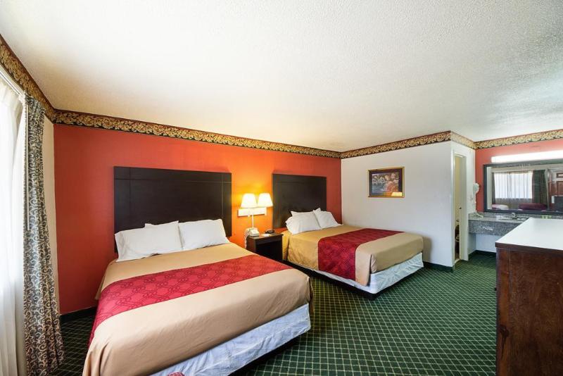 Отель Rodeway Inn San Antonio Lackland Afb  Seaworld